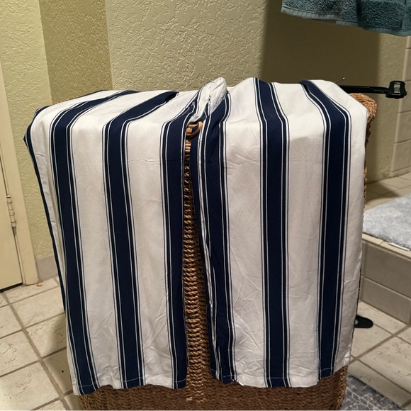 NWT white and blue jumpsuit...never worn and in excellent condition... - Picture 6 of 8